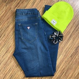 GUESS | HIGH WAISTED SKINNY JEANS